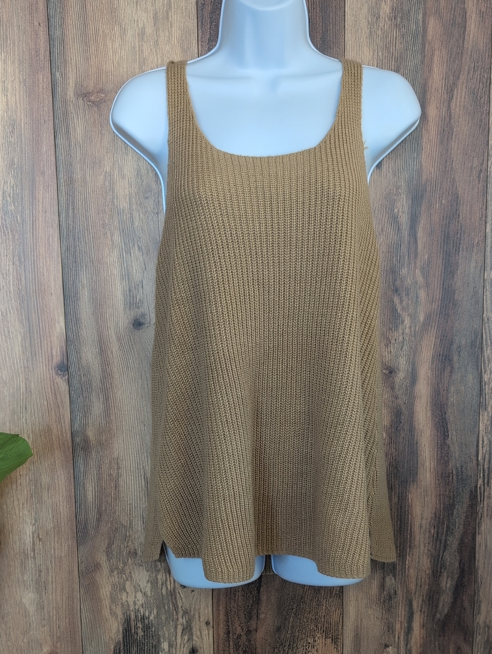 Elsie & Zoey Women's Knit Sweater Tank Top M           C193